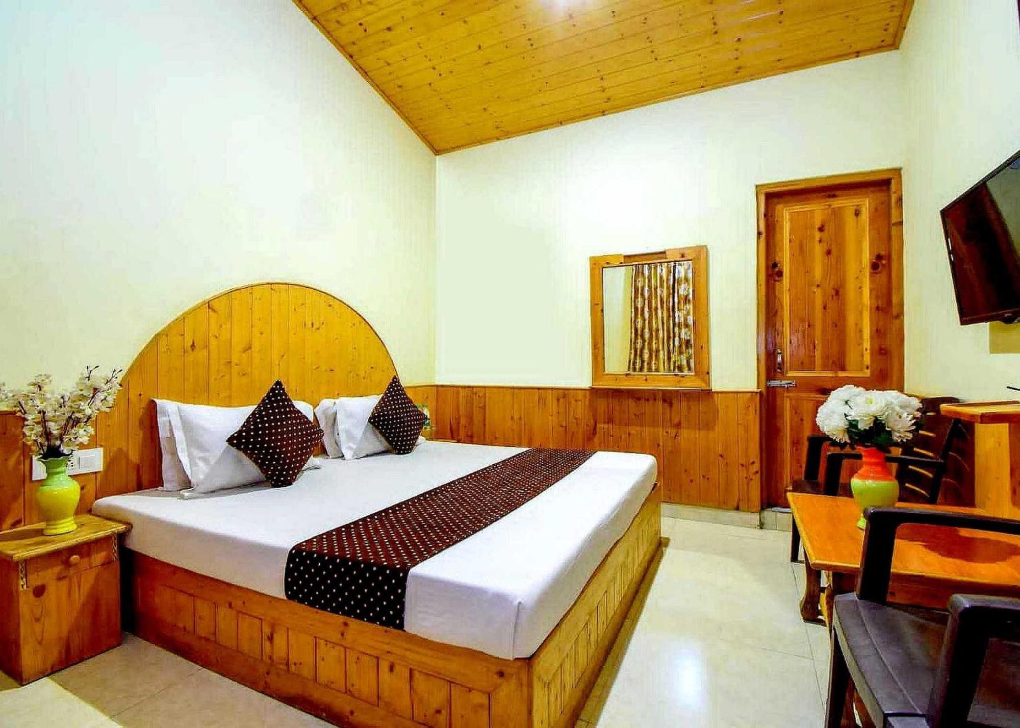 Oyo Flagship 82405 Cochin Villa Manāli Exteriér fotografie